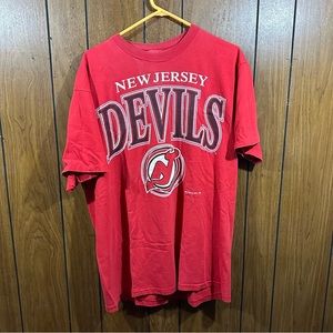 Vintage New Jersey Devils And Chicago Bulls T Shirt